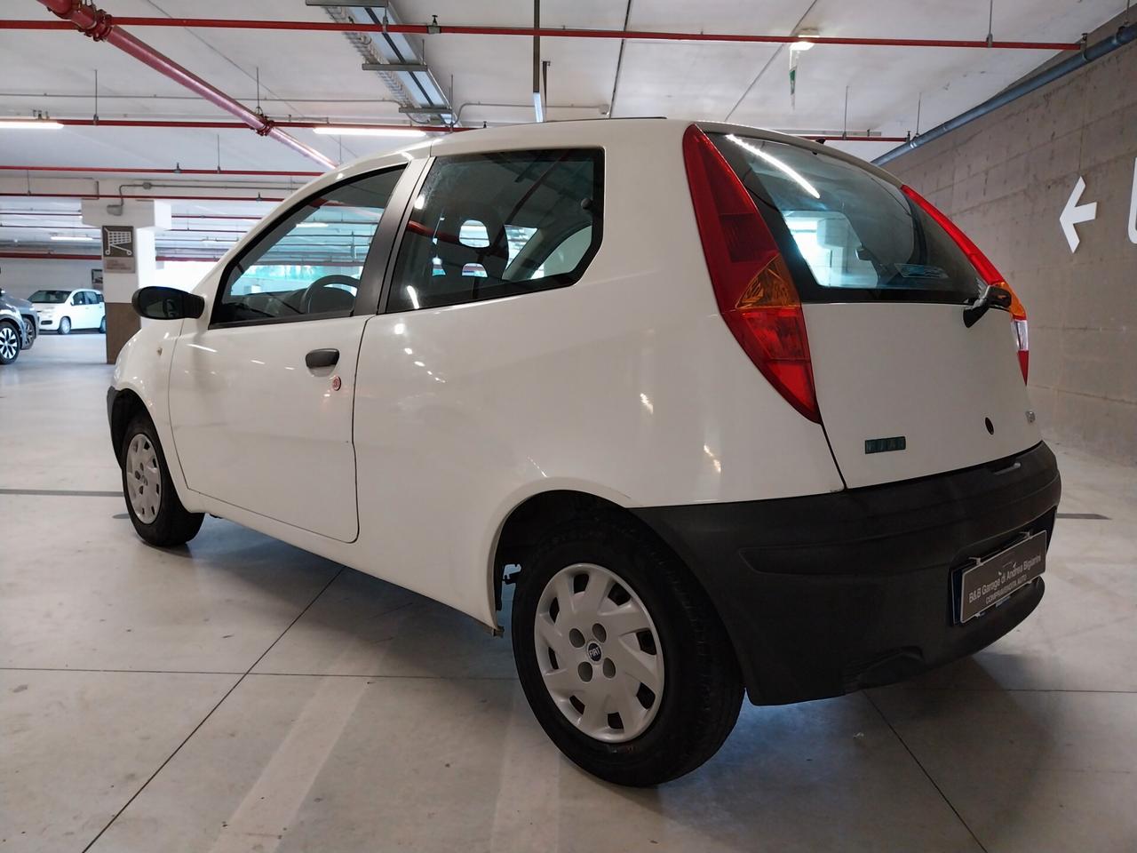 Fiat Punto 1.2i cat 3 porte ELX - ok neopatentati
