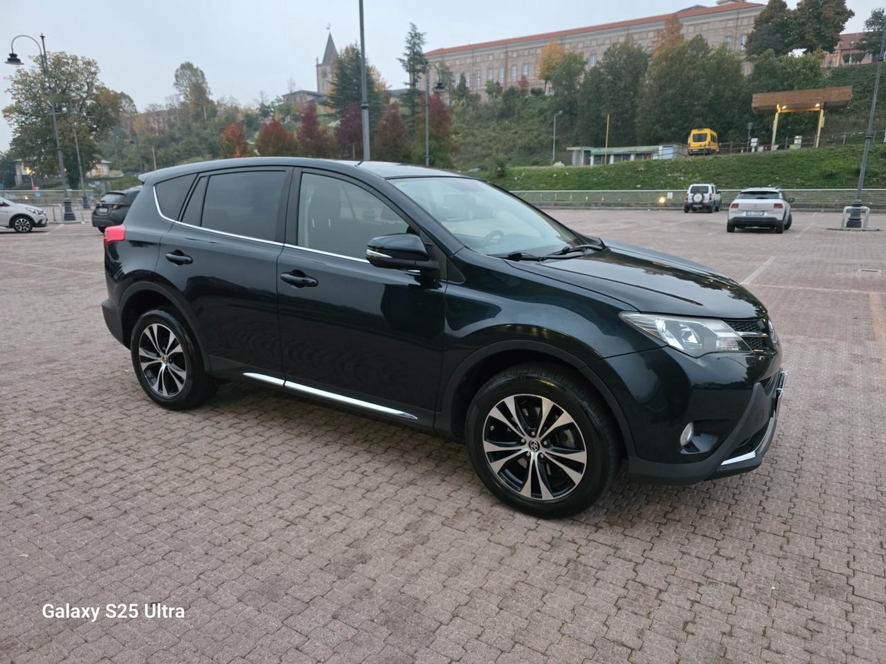 RAV4 2.0 D-4D 4WD Lounge valuto usato scambio