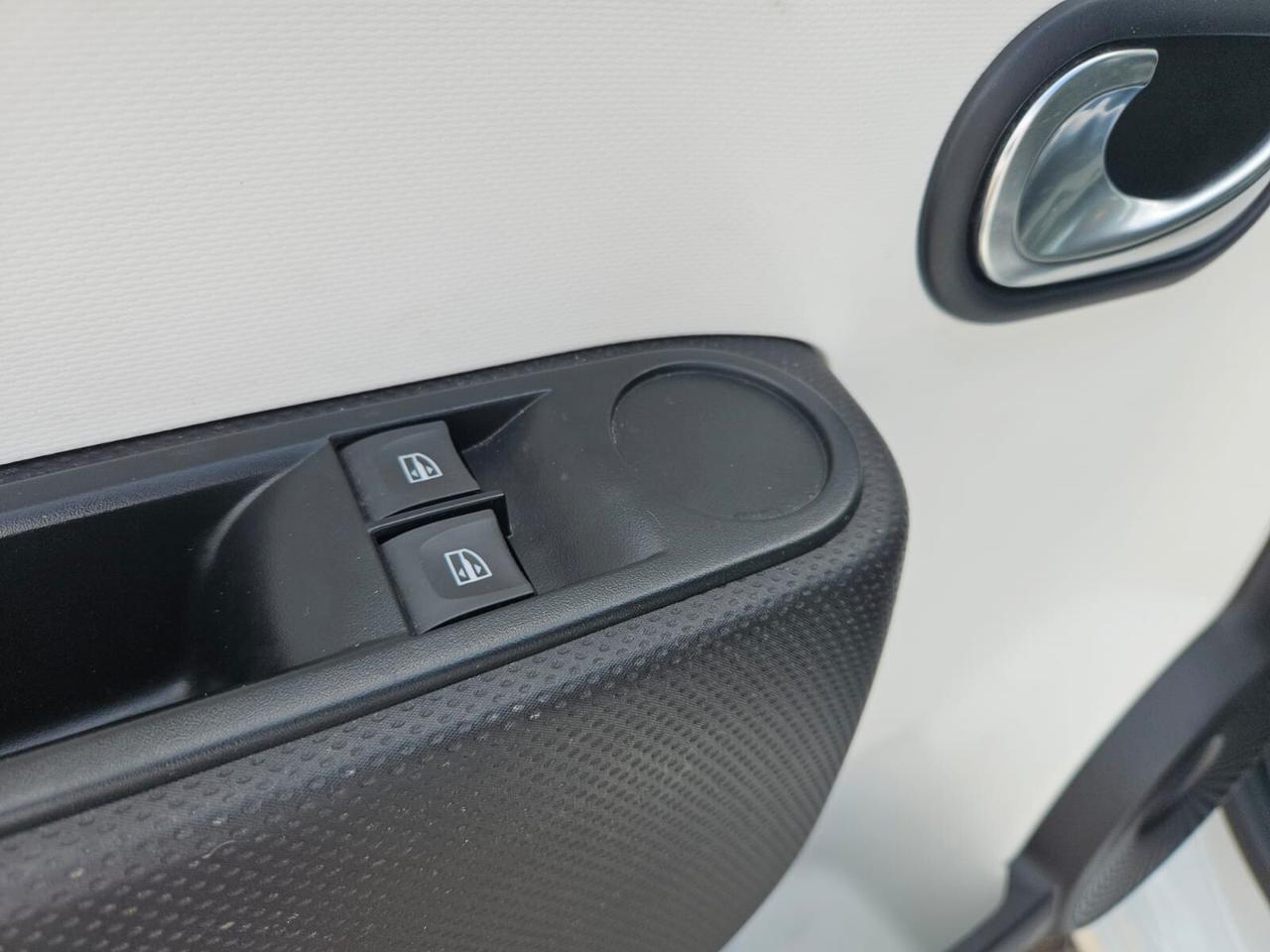 Renault Twingo SCe Limited