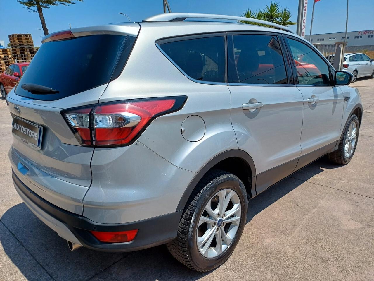 Ford Kuga 2.0 TDCI 120 CV 2WD Powers.TITANIUM