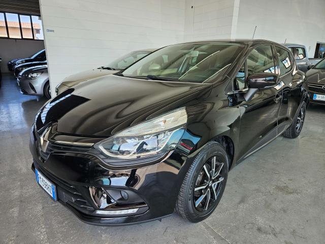 Renault Clio 2017 0.9 tce energy Life Gpl 90cv/NEOPATENTATI