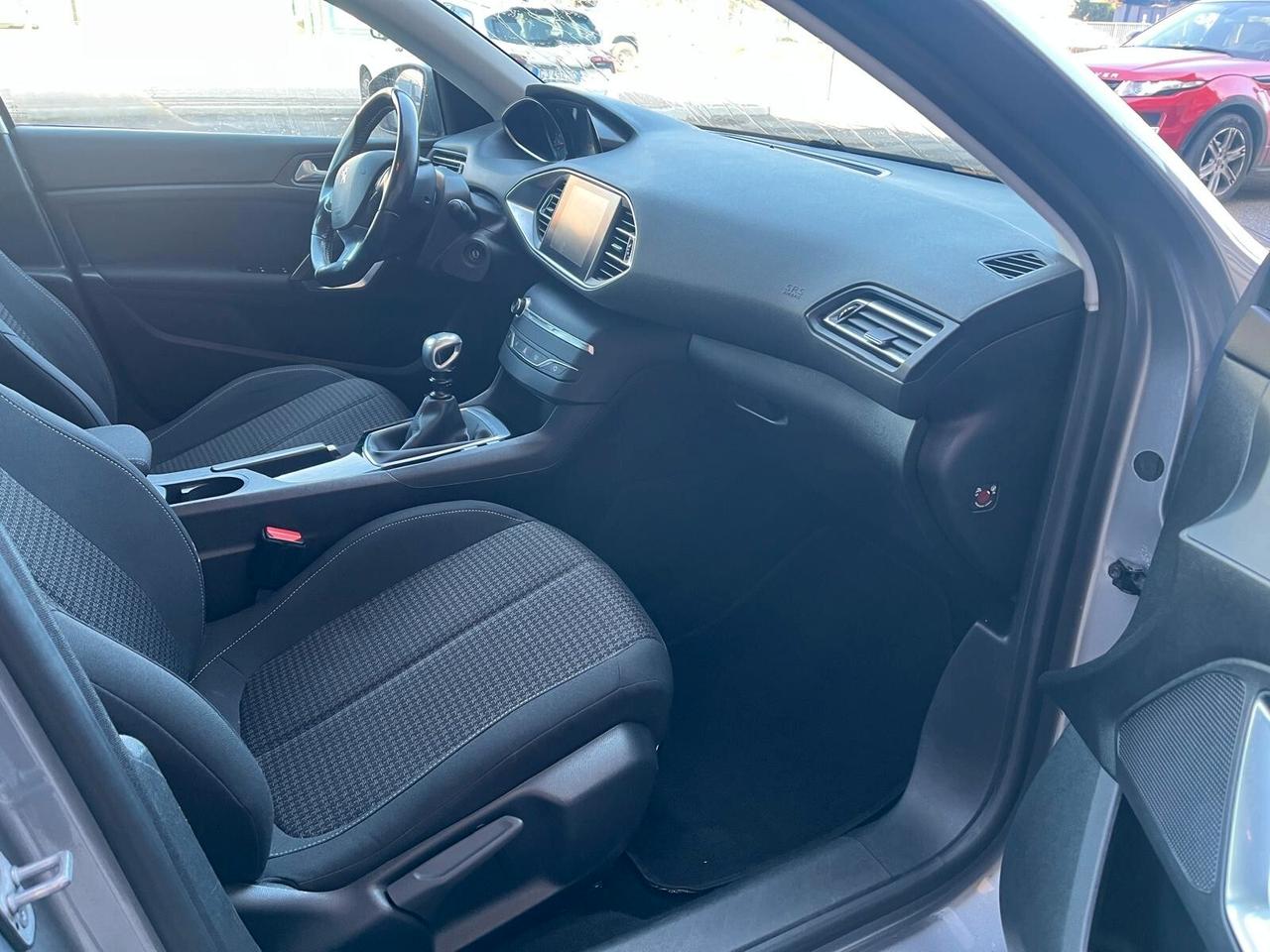 Peugeot 308 2018 SW SW 1.5 bluehdi Business-EURO 6