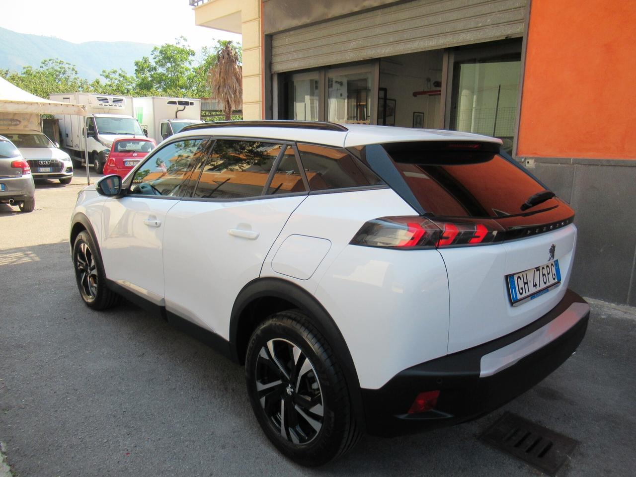 Peugeot 2008 BlueHDi 130 S&S EAT8 Allure Pack