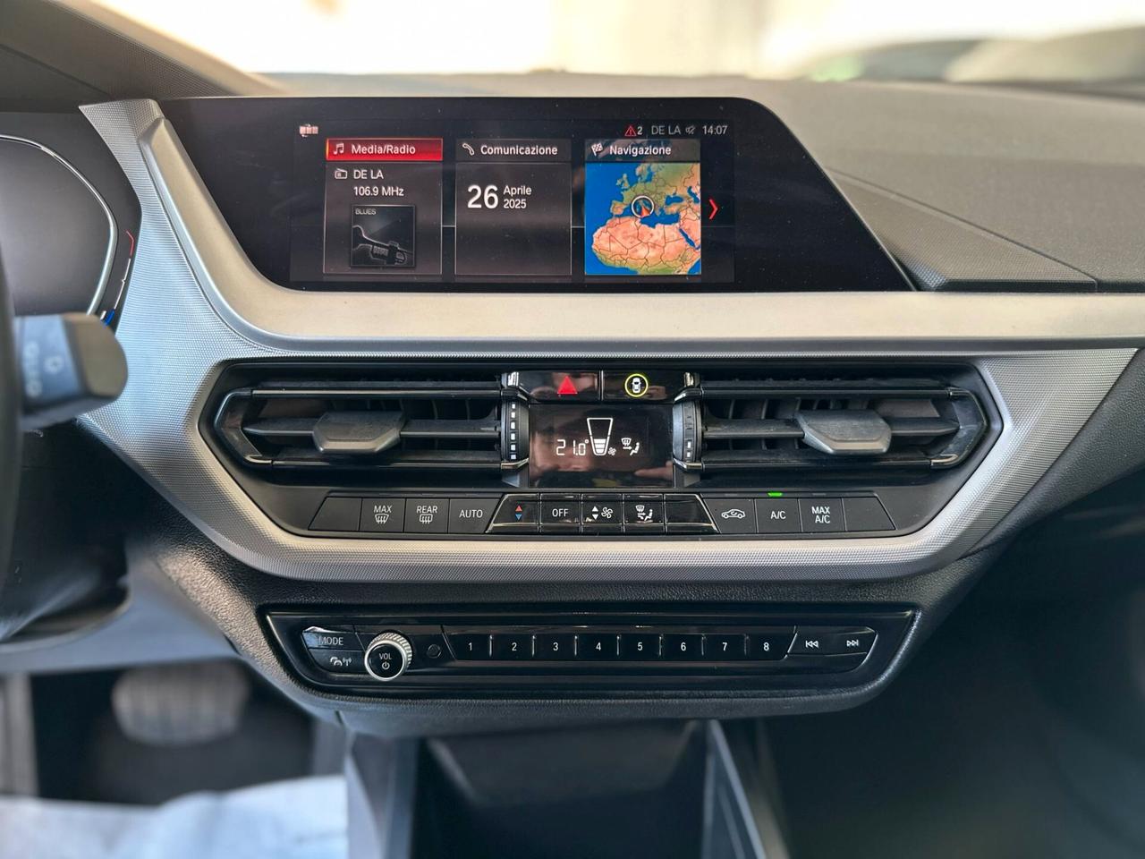 Bmw 116 116d 5p. Advantage auto