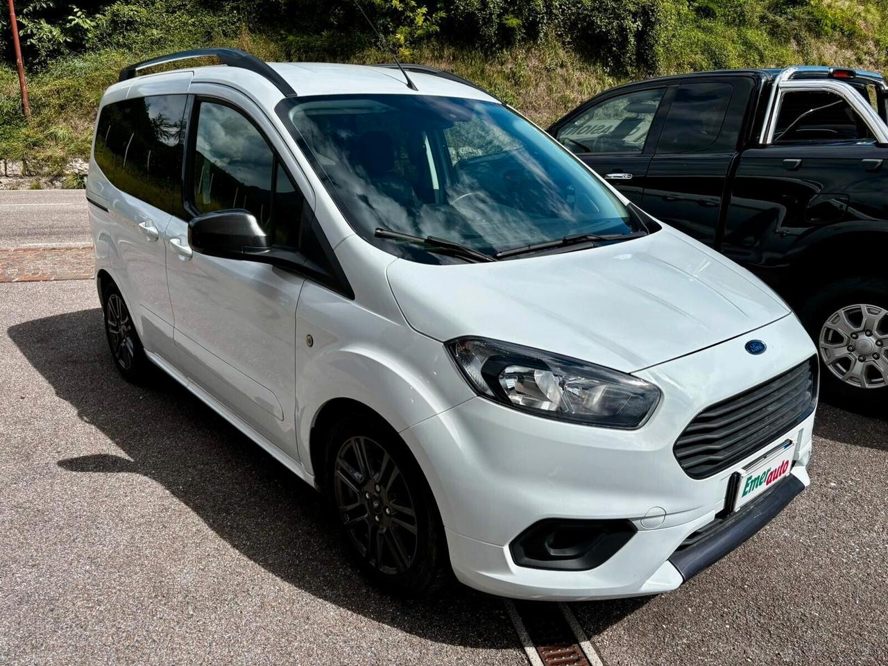 Ford Tourneo Courier 1.0 EcoBoost 100 CV Sport