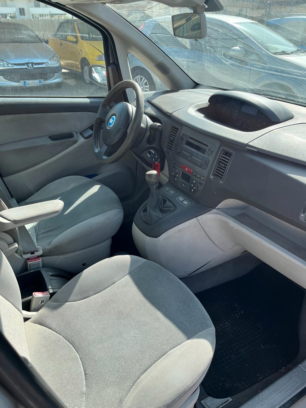 Fiat Idea 1.9 Multijet 16V Active