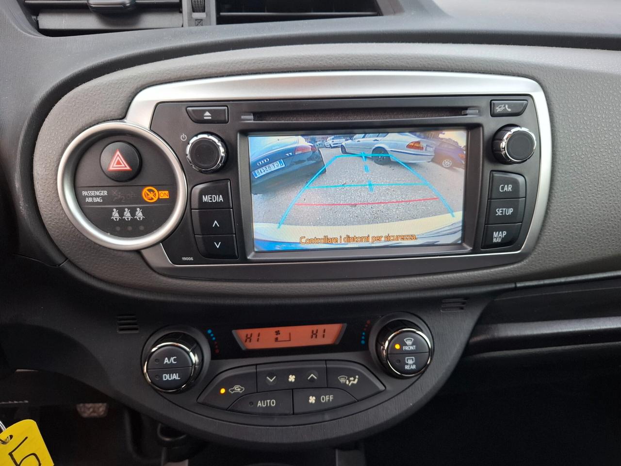 Toyota Yaris 1.0 5 porte Lounge