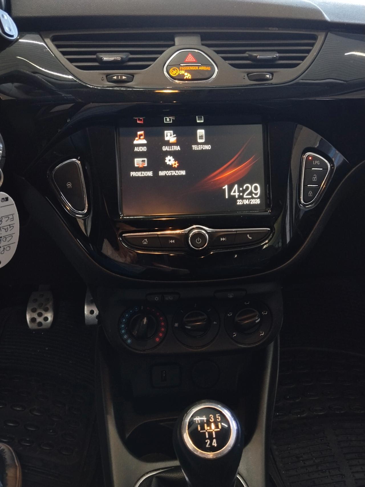 Opel Corsa 1.4 bnz/ GPL 2016 CON GARANZIA