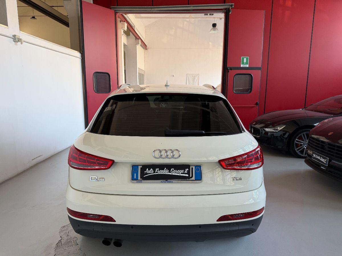AUDI - Q3 - 2.0 TDI 150 CV Business
