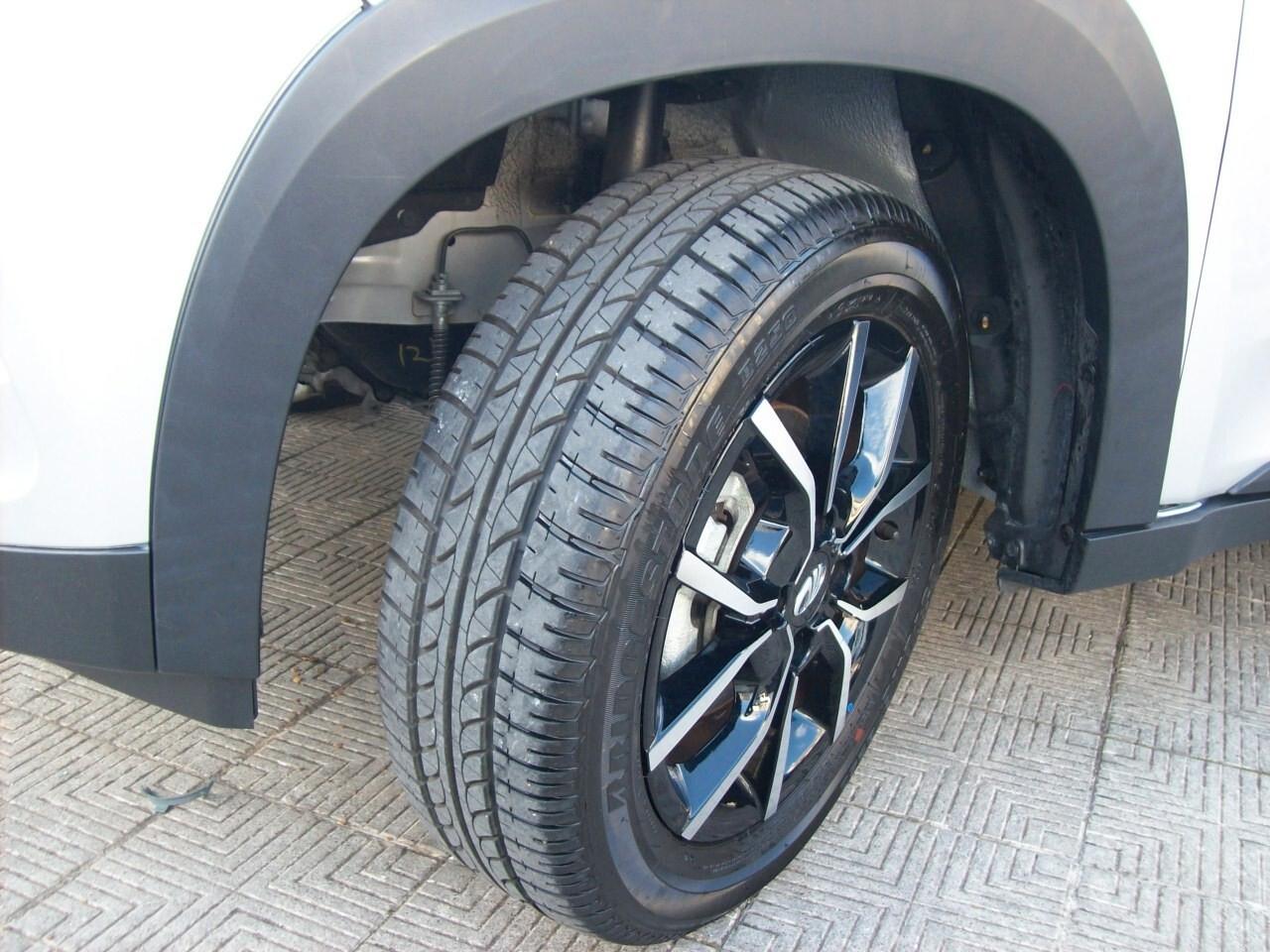Mahindra KUV100 K8 1.2 87CV M-Bifuel (GPL)