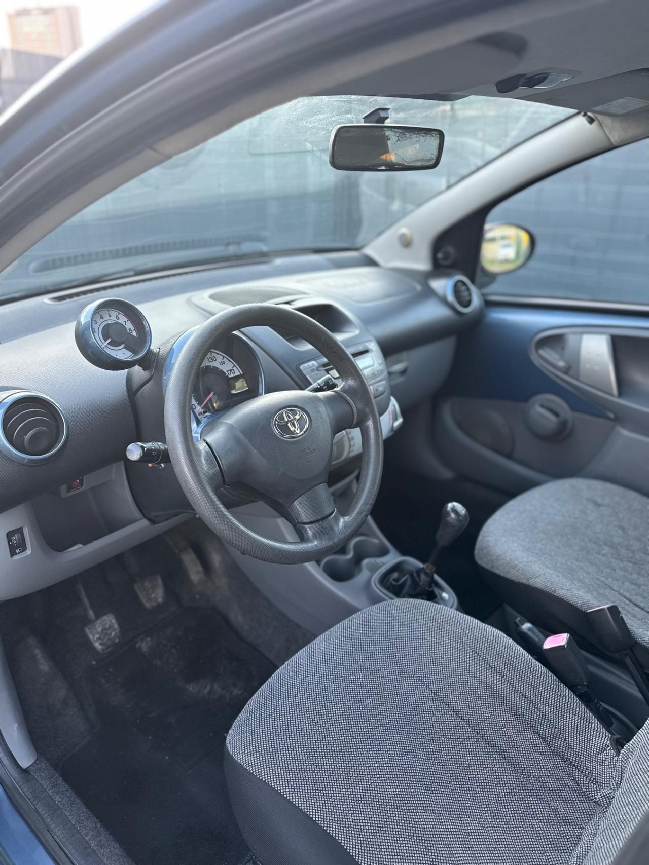 Toyota AYGO 1.0 BENZINA 5 PORTE SOUND NEOPATENTATI