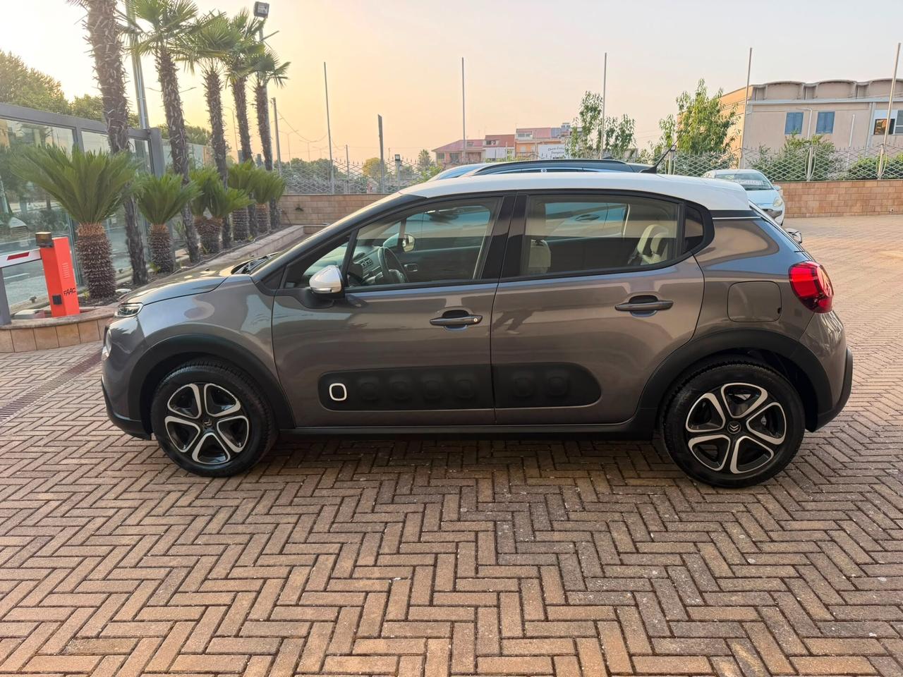 Citroen C3 PureTech 82 Shine