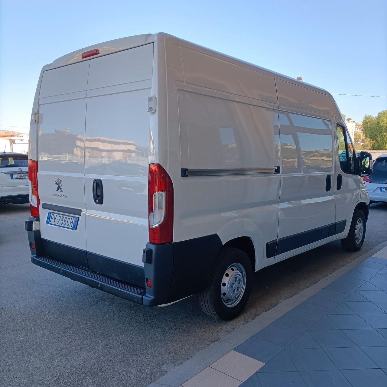Peugeot Boxer 2.0 HDI 130cv