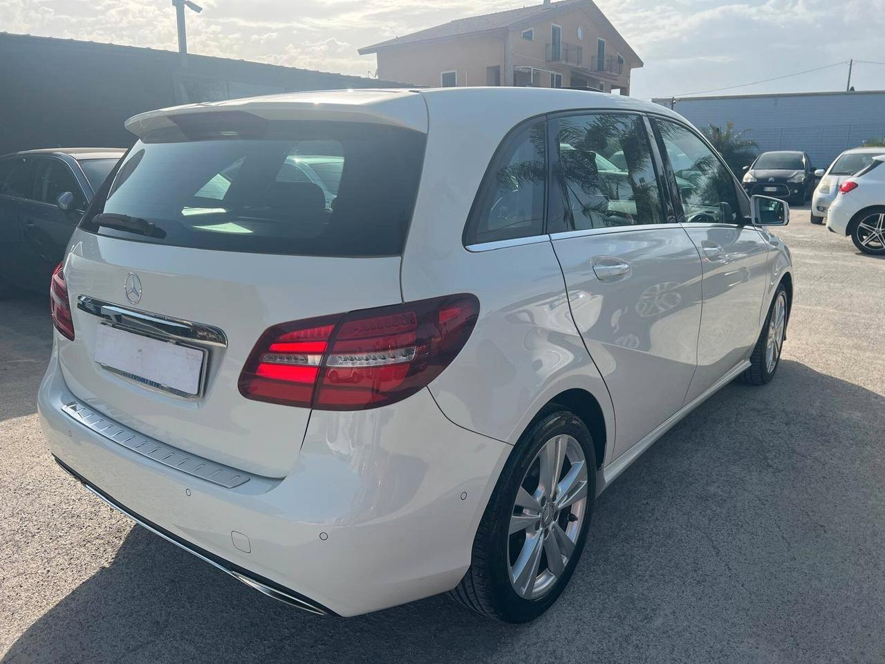 Mercedes-Benz classe B200 136cv Premium 2015