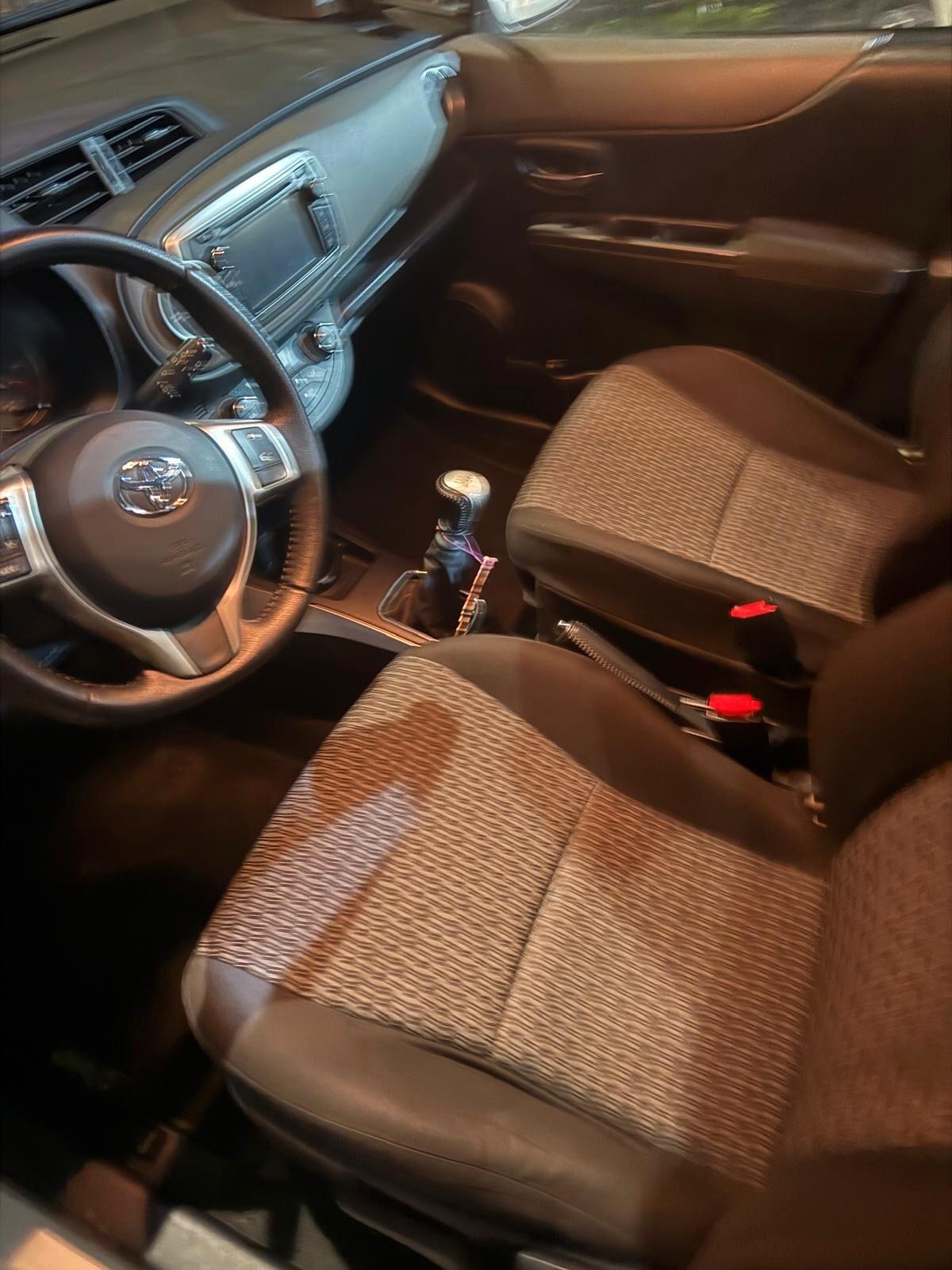 Toyota Yaris 1.4 D-4D 5 porte Active