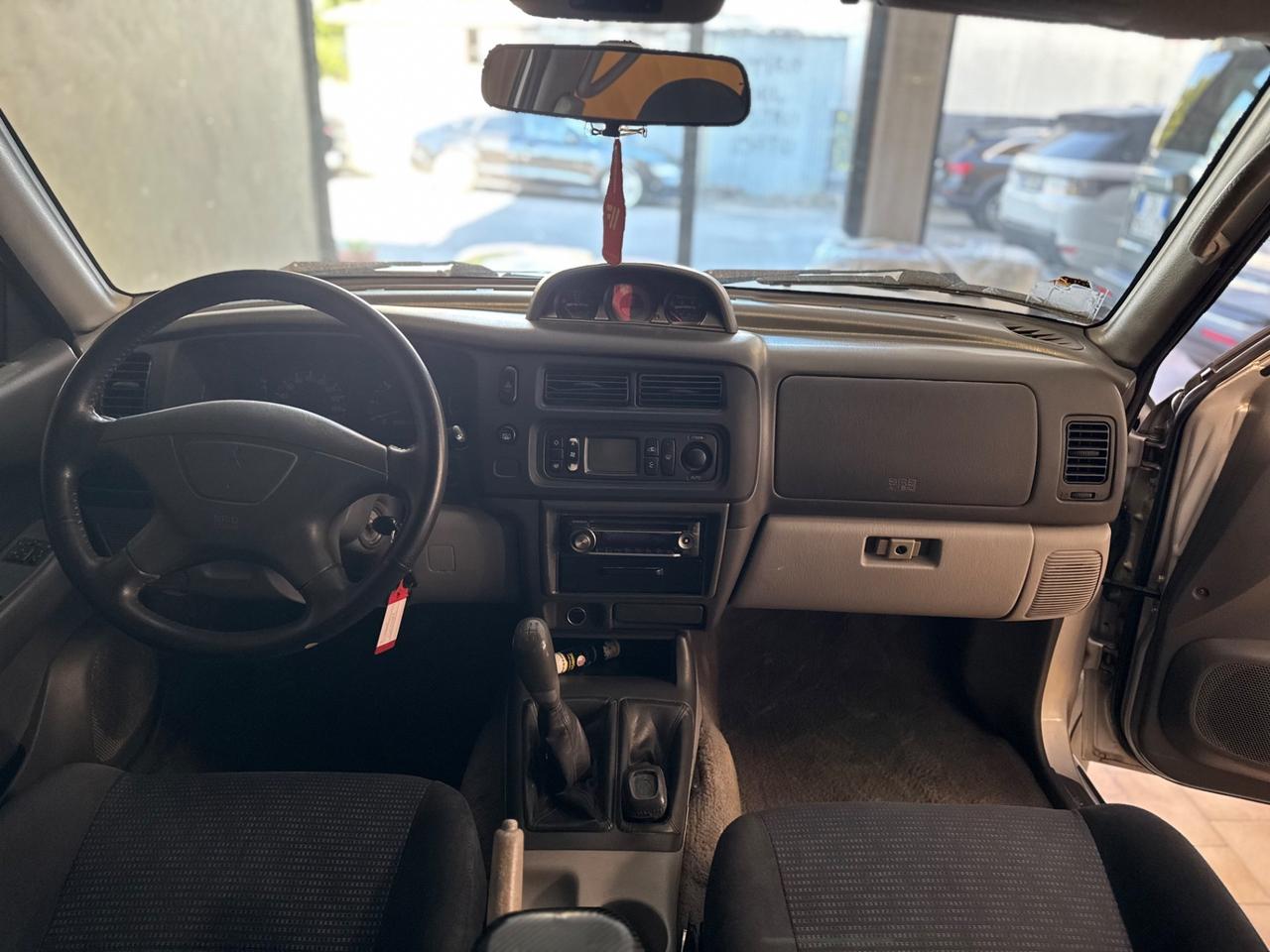 Mitsubishi Pajero Sport 2.5 TDI GLX