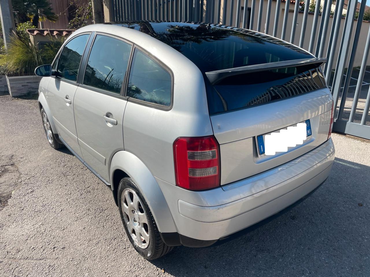 Audi A2 5P 1.6 FSI Top TENUTA BENE , PELLE FULL FULL NEOPATENTATI