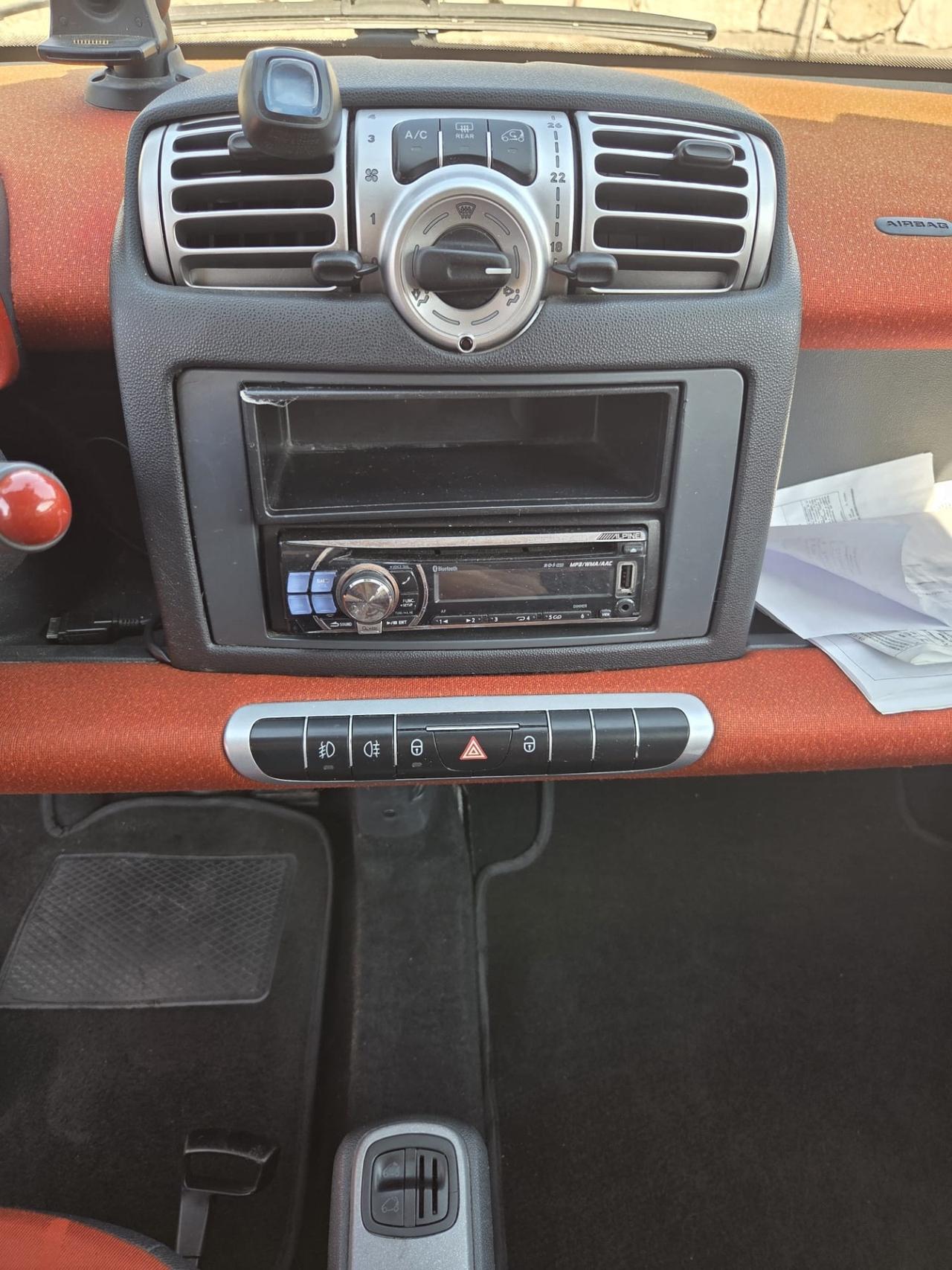 Smart ForTwo 1000 62 kW coupé passion