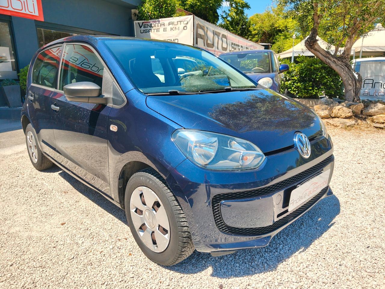 Volkswagen up! 1.0 5p. move **KM 105000**