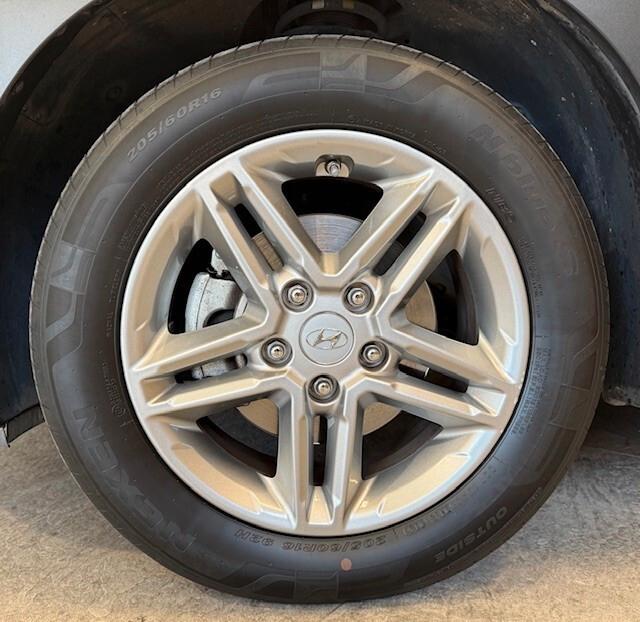 Hyundai Kona 1.6 CRDI Hybrid 48V iMT XTech