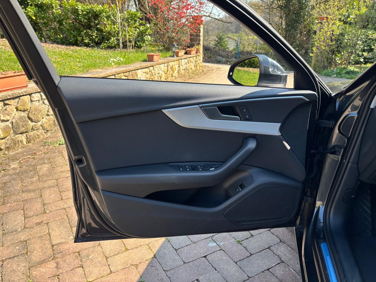 Audi A4 Avant 30 TDI/136 CV S tronic SW