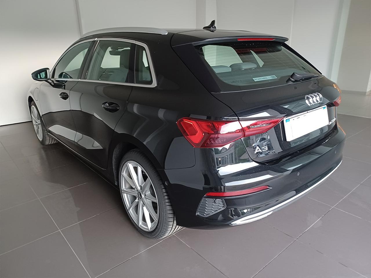 Audi A3 sportback 40 1.4 tfsi e business advanced s-tronic
