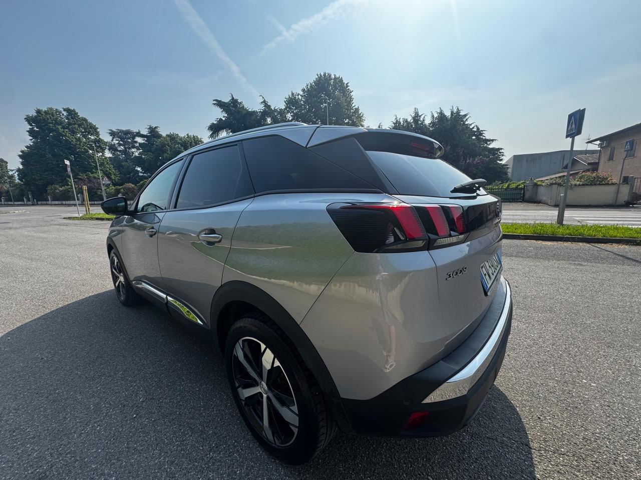 Peugeot 3008 BlueHDi 120 S&S Business