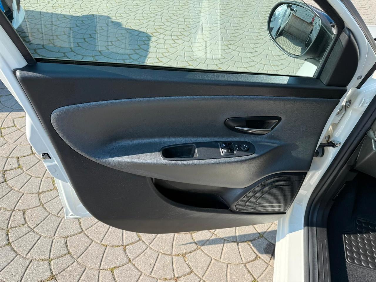 Lancia Ypsilon 1.2 69 CV 5 porte