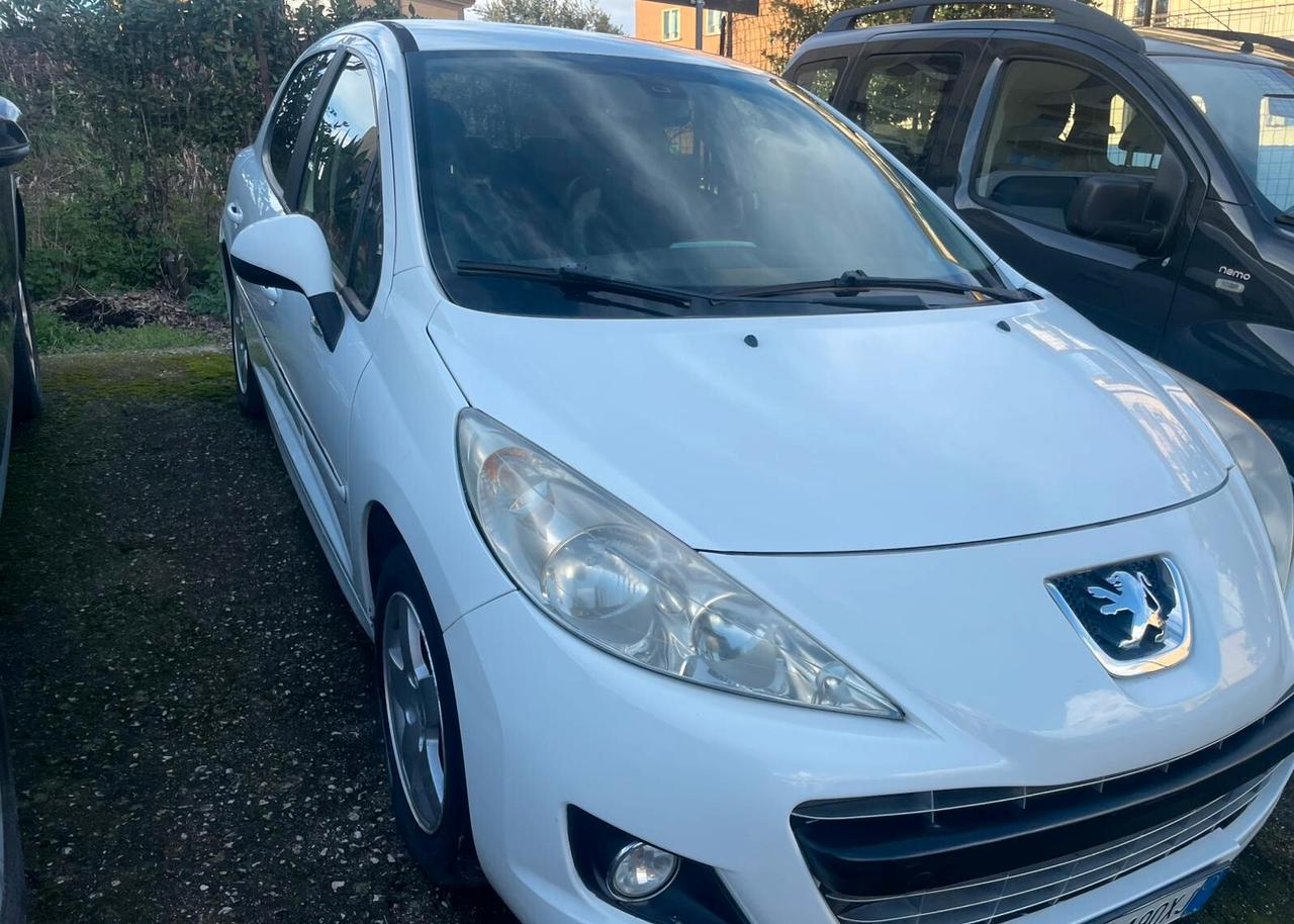 Peugeot 207 1.4 HDi 70CV 5p. XS