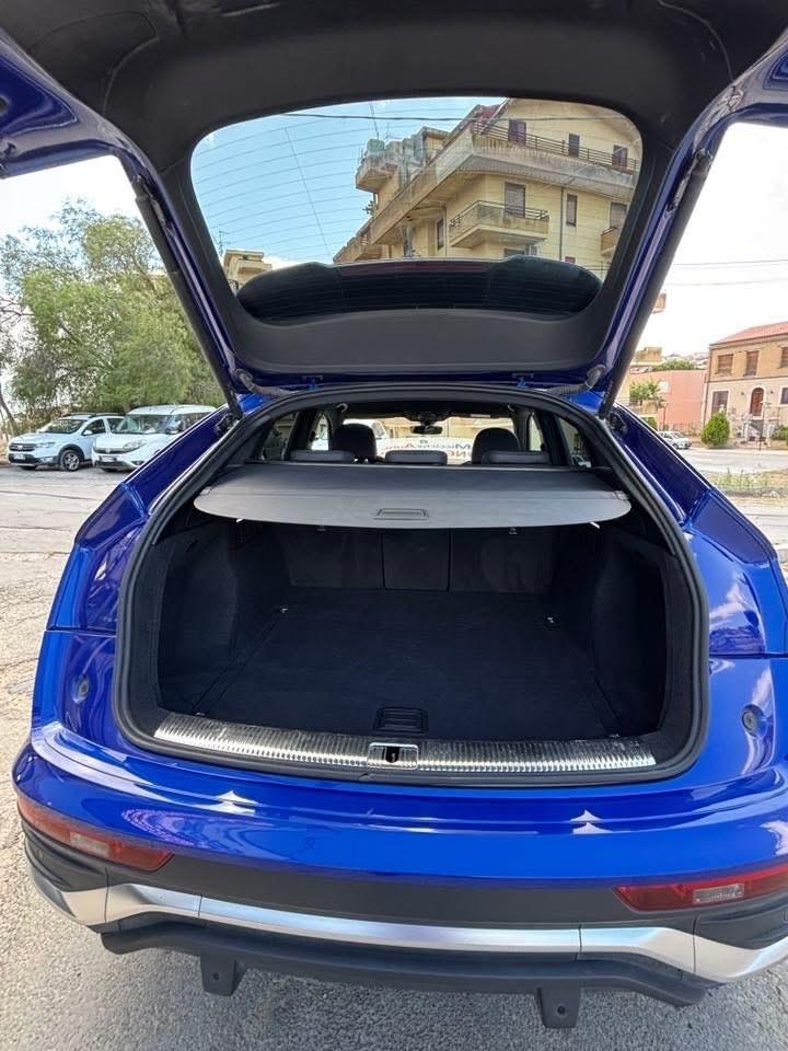 AUDI Q5 SPORTBACK 40 TDI 204 S-LINE FULL IVA ESPOSTA