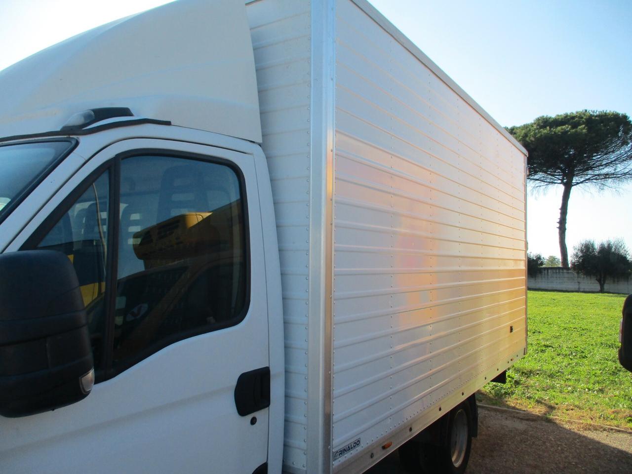 Iveco Daily 35C15 3000 E4 FURGONE CAPI APPESI **MOTORE ROTTO**