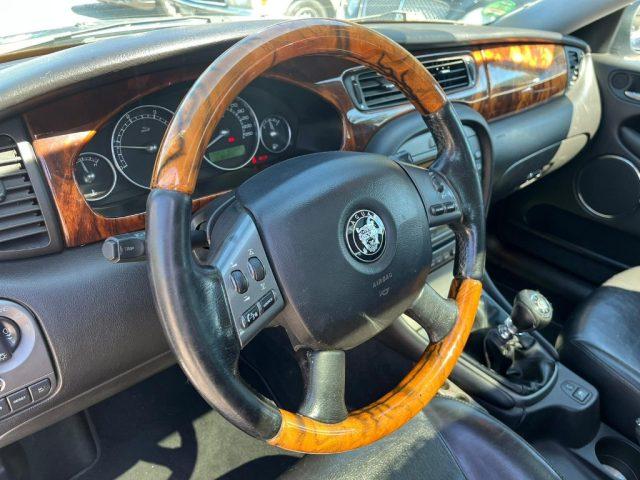 JAGUAR X-Type 2.2D cat Wagon Executive cDPF
