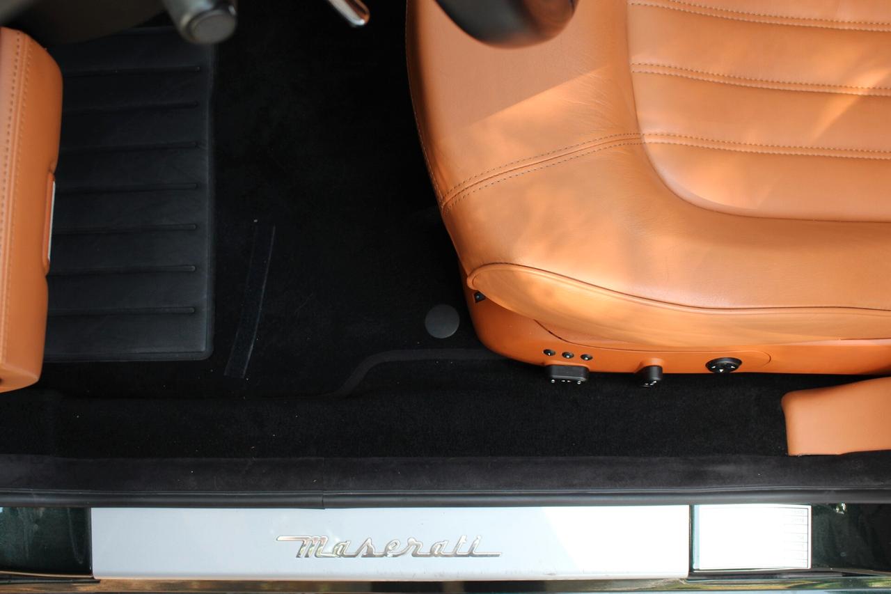 Maserati Quattroporte 4.2 V8