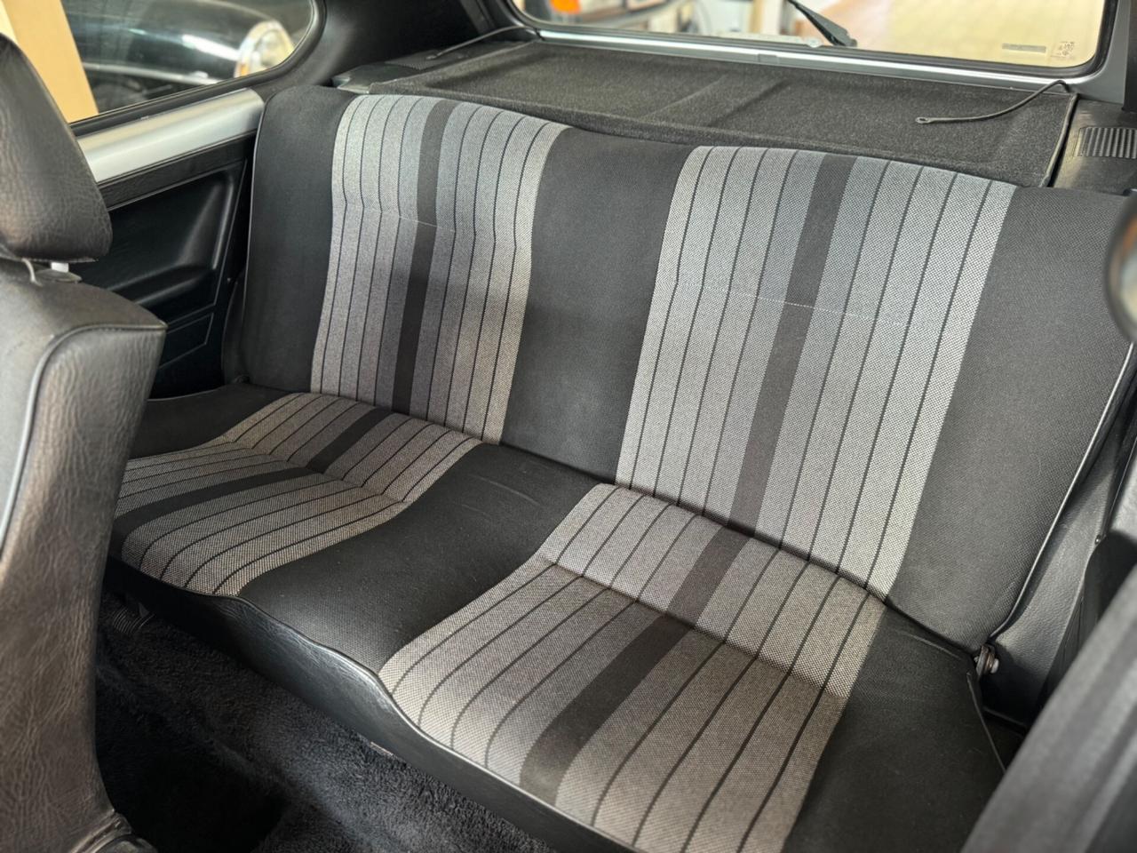Volkswagen Golf GTI 1 serie - Versione Pirelli - Pari al nuovo