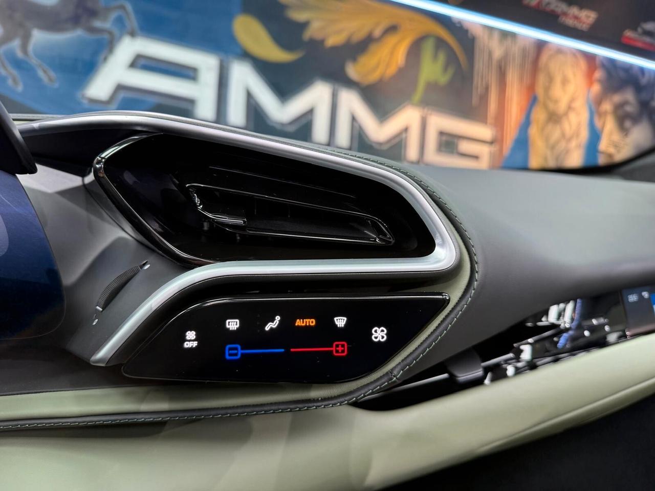 Ferrari 296 GTS (296)