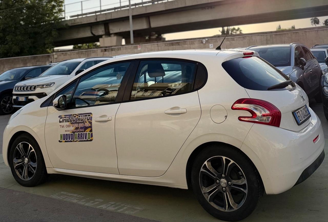 Peugeot 208 1.2 Gpl Allure 82 Cv