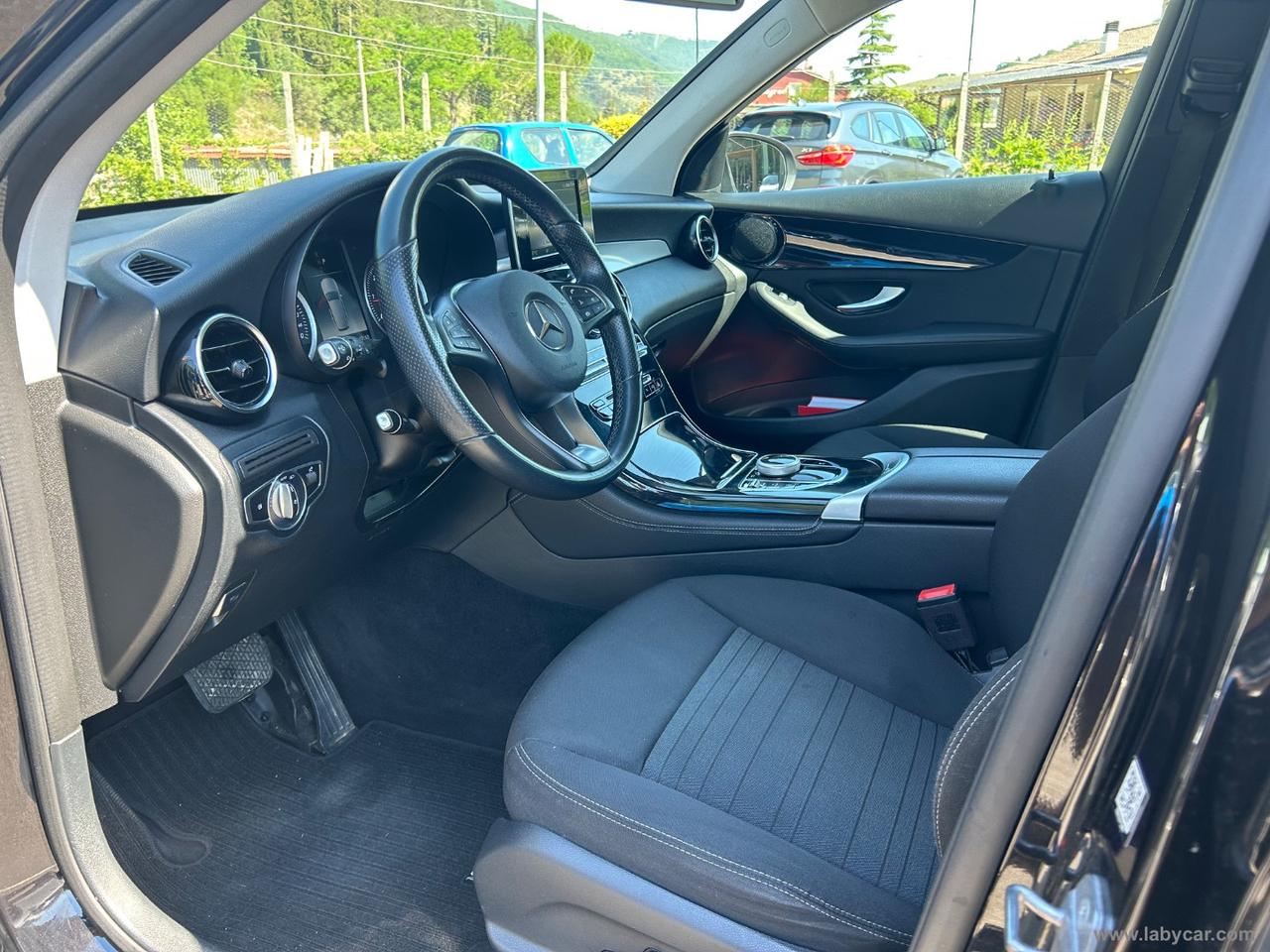 MERCEDES-BENZ GLC 220 d 4Matic Sport