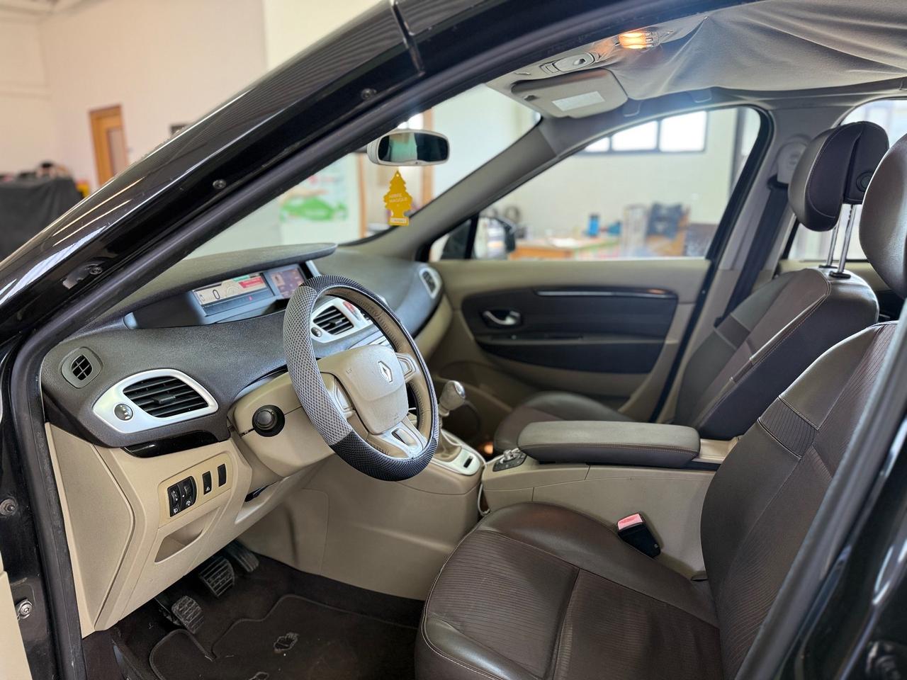 Renault Scenic Scénic X-Mod 1.5 dCi 110CV Luxe