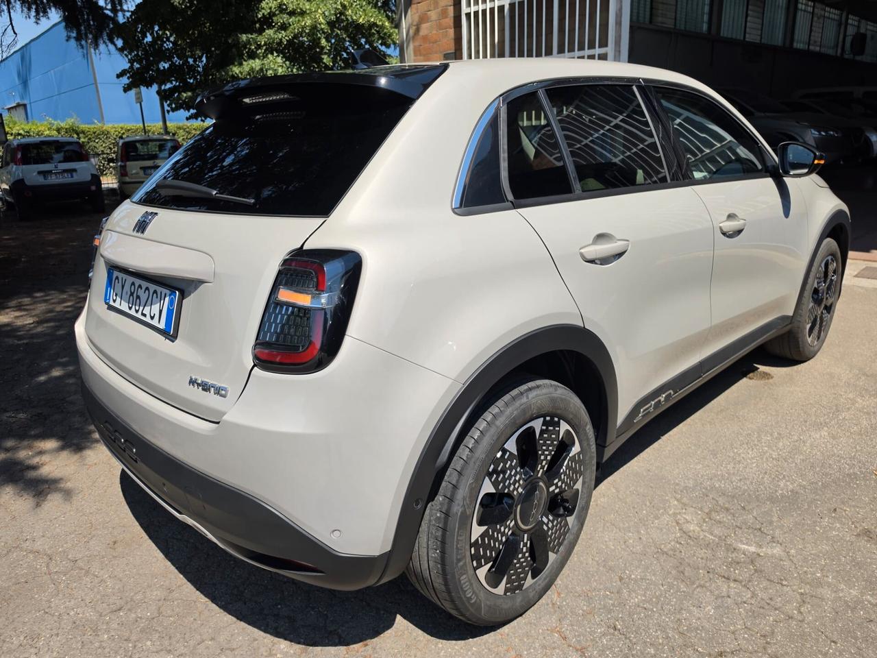 Fiat 600 Hybrid 110 CV DCT MHEV La Prima rate da 99,00