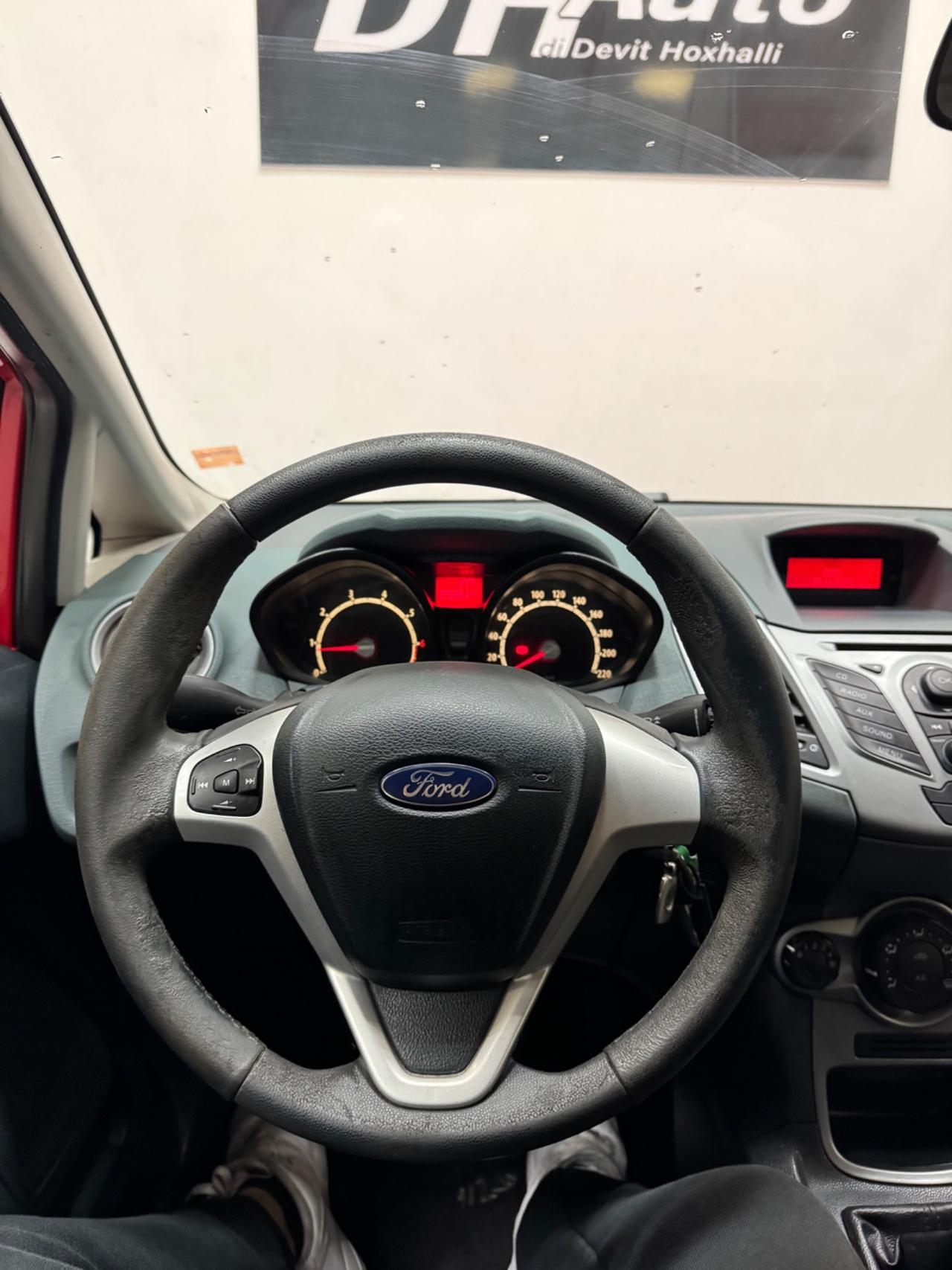 Ford Fiesta 1.2 82 CV 5 porte Titanium