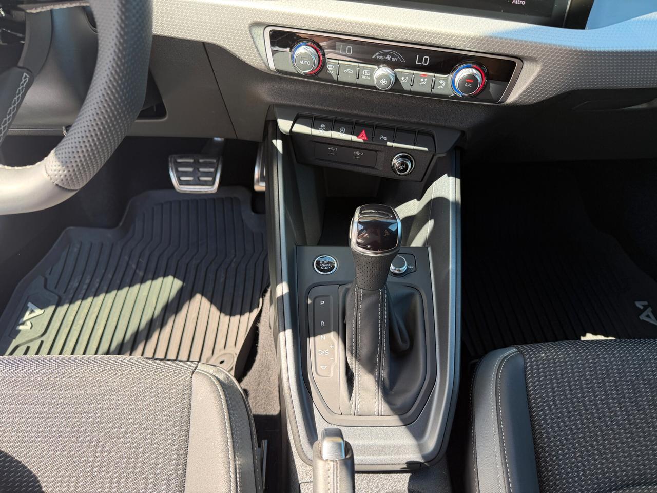 Audi A1 SPB 30 TFSI S tronic Identity Black