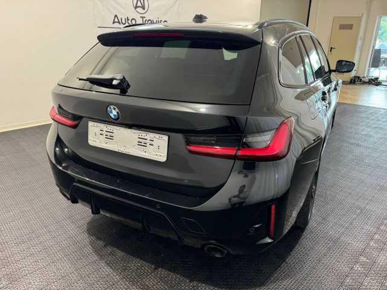 BMW 320 Touring mhev 48V xdrive Msport auto