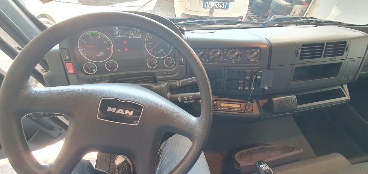 Man 8.180 con cassa in lega
