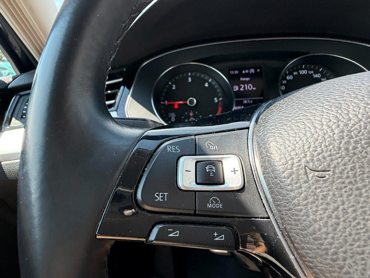 Volkswagen Passat Variant 1.6 TDI246950 DSG