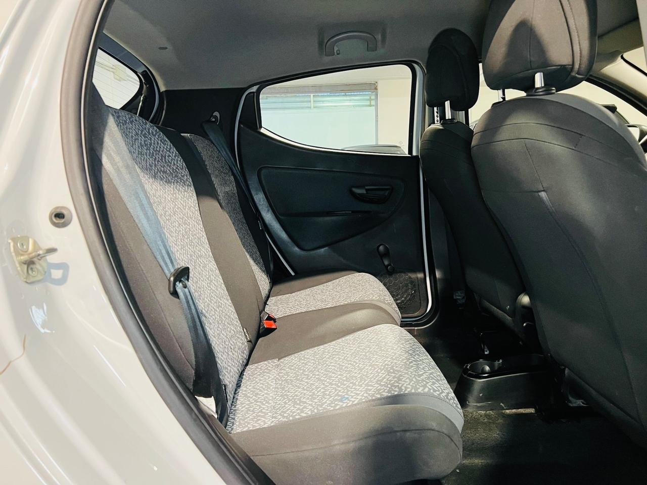 Lancia Ypsilon 1.0 69 CV 5 porte Ecochic Platinum*NEOPATENTATI*