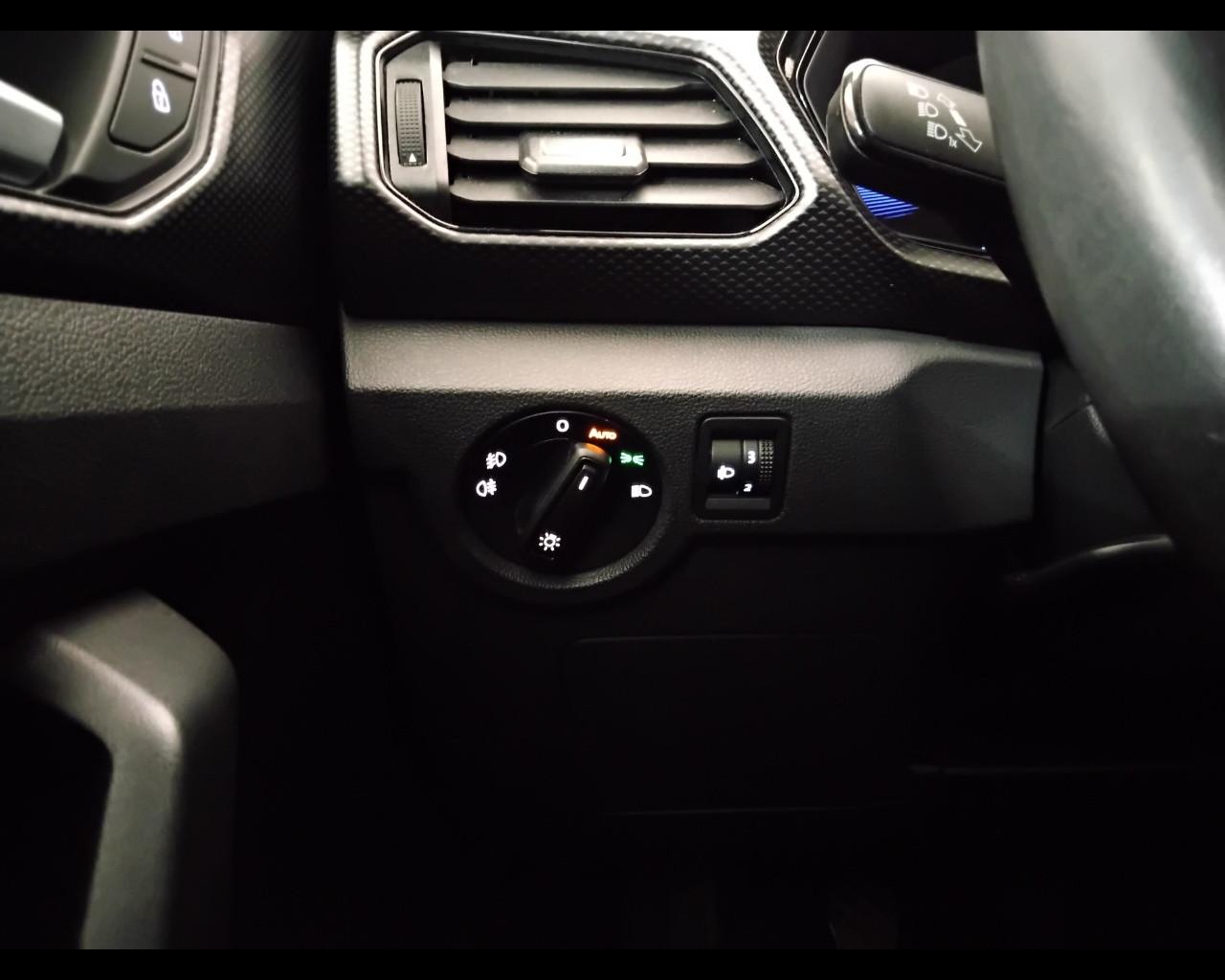 VOLKSWAGEN T-Cross 2019 - T-Cross 1.0 tsi Style 95cv