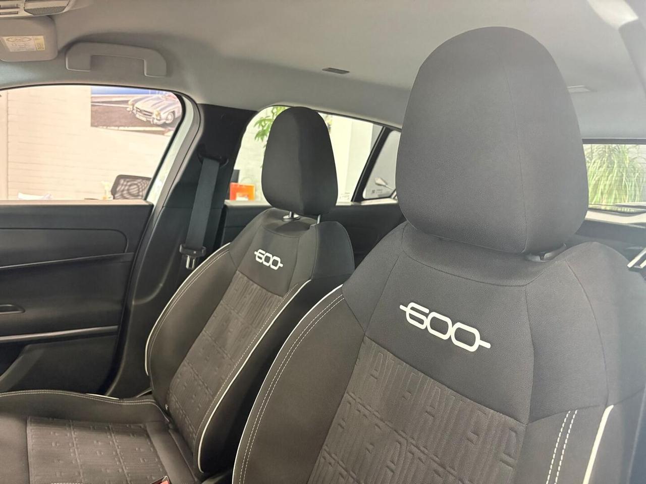 Fiat 600 1.2 hybrid 110cv auto