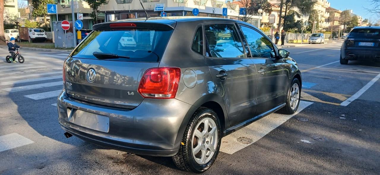 polo 1.4 benzina 5 porte clima cerchi in lega