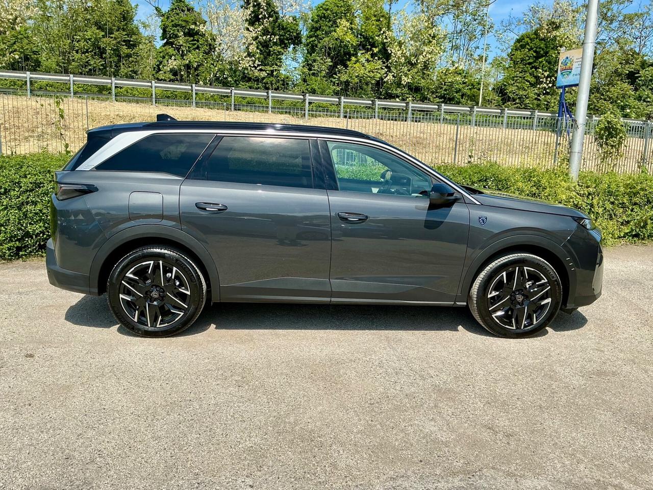 Peugeot 5008 1.2 Hybrid GT 145cv 7 Posti Automatico e-dcs6