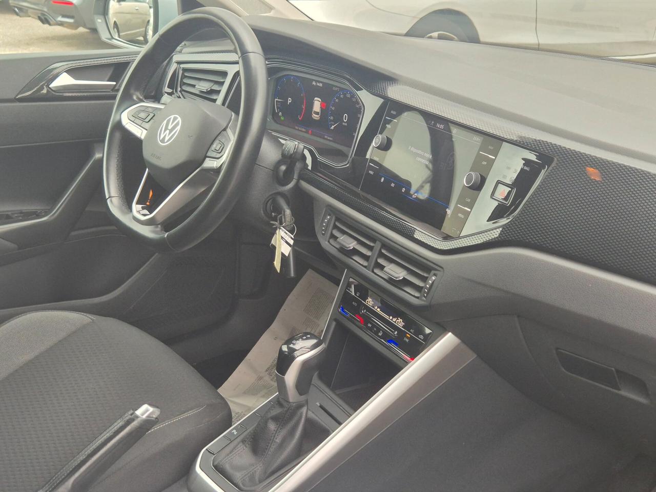 Volkswagen Polo 1.0 TSI DSG R-Line